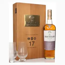 The Macallan 17 Year Old Fine Oak Gift Set with 2x Glasses Whisky 70cl