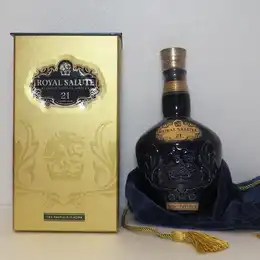 Royal Salute 21 Year Old - Sapphire Flagon 