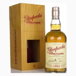 Glenfarclas 1982  Family Cask Winter 2017 Release Whisky 70cl