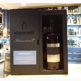 Mackmyra Moment- Brukswhisky DLX II 44% 70cl