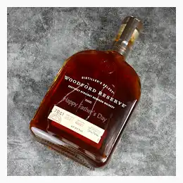 Woodford Reserve Fathers Day Engraved Distillers Select Kentucky Straight Whiskey - 70cl 43.2%