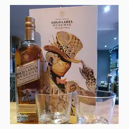 JOHNNIE WALKER GOLD LABEL RESERVE LIMITED EDITION with 2 tumbler glasses 70cl 40%