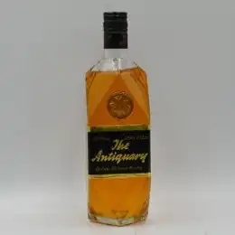 Antiquary De Luxe Blended Old Scotch Whisky 1980s 26fl Oz 