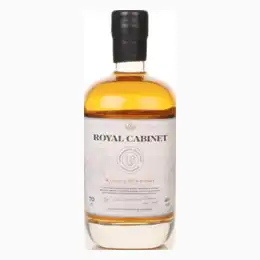 Royal Cabinet 18 Year Old Blended Scotch Whisky - Ambassadors Collection 70cl