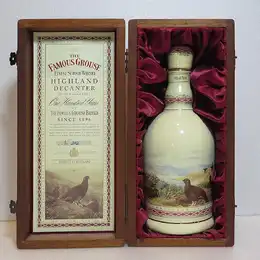 Famous Grouse Highland Decanter 100 Years Anniversary Wooden Presentation Case 